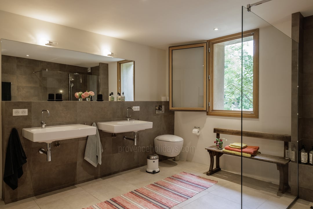 62 - Mas des Sources: Villa: Bathroom