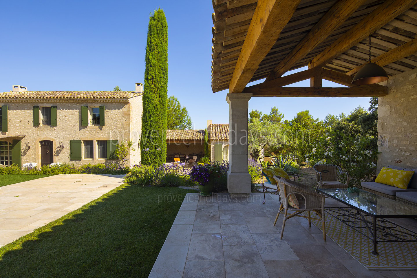 23 - Le Mas de la Cabro: Villa: Exterior