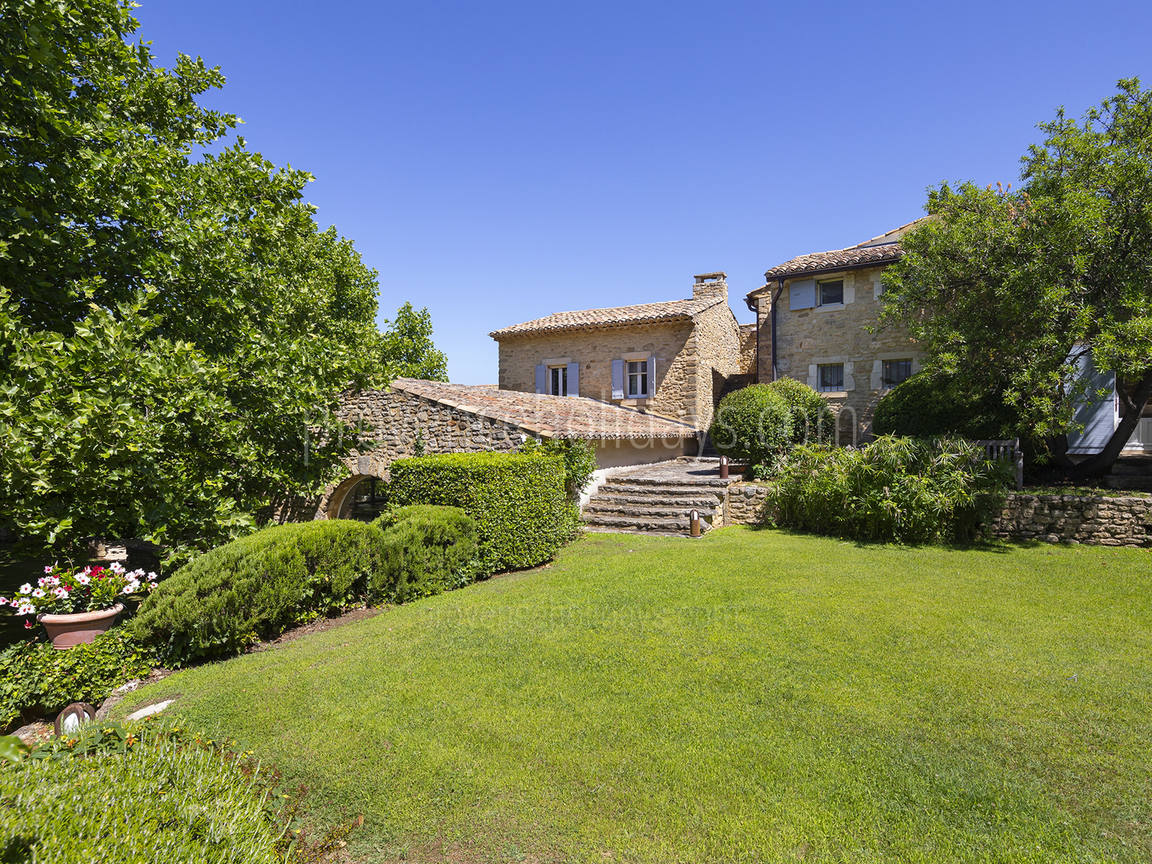 54 - Mas Bonnieux: Villa: Exterior