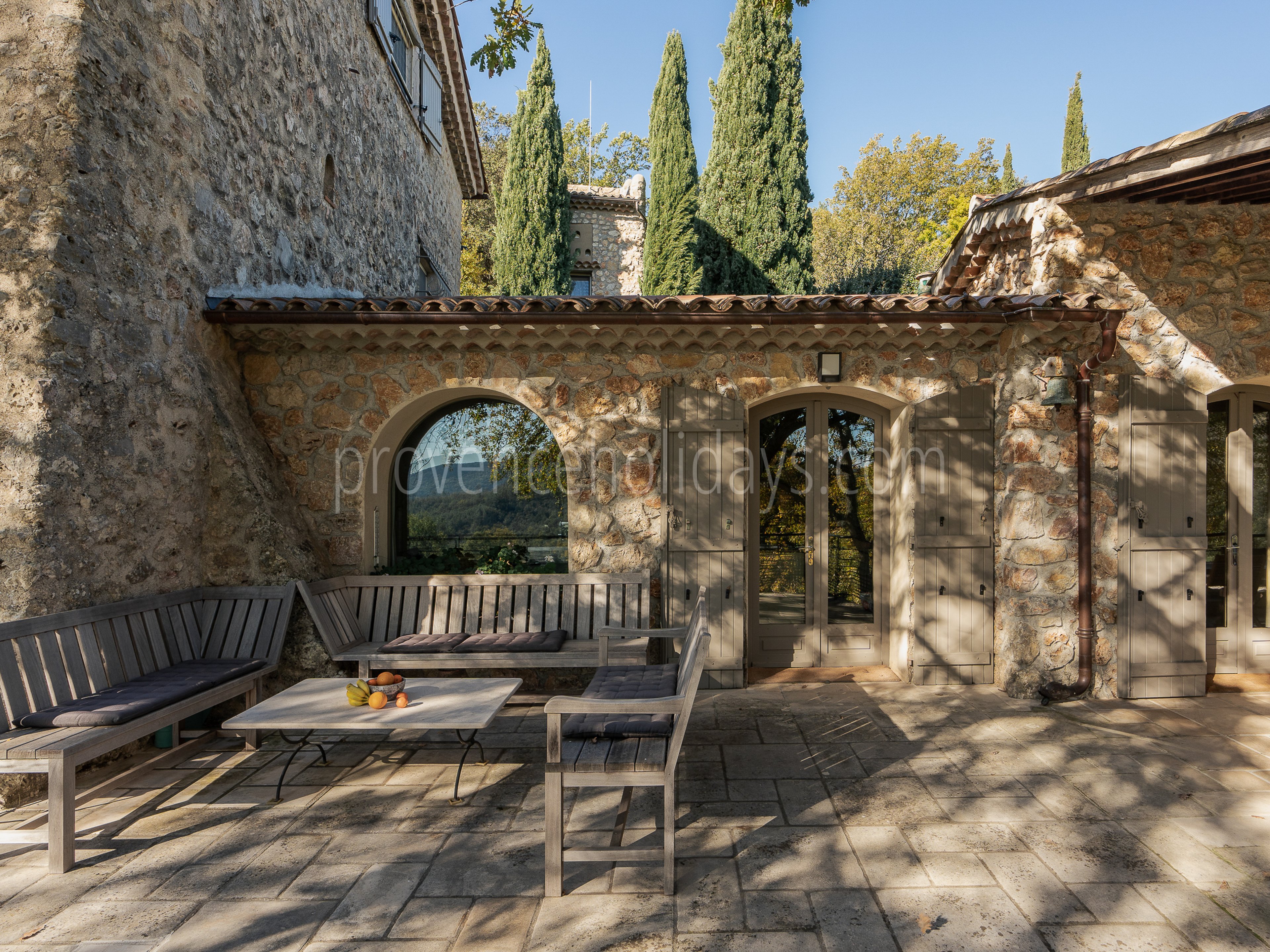 29 - Domaine Three Lakes: Villa: Exterior