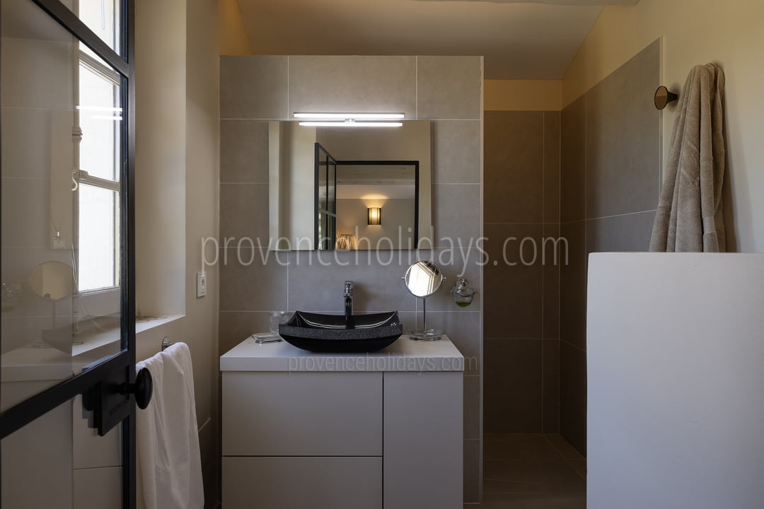 34 - Mas de Claurélie: Villa: Bathroom