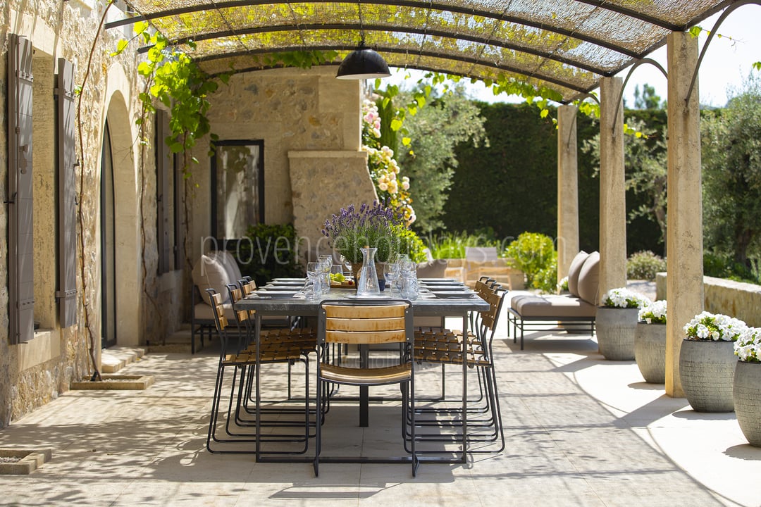 13 - Mas des Thyms: Villa: Exterior