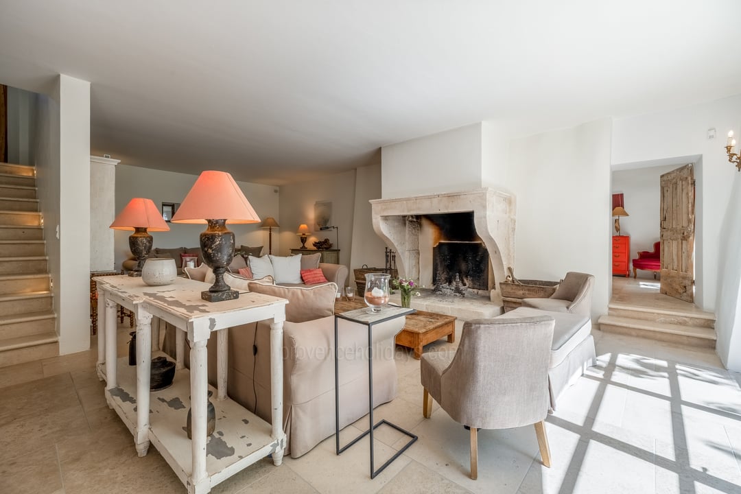 37 - Le Mas des Vignes: Villa: Interior