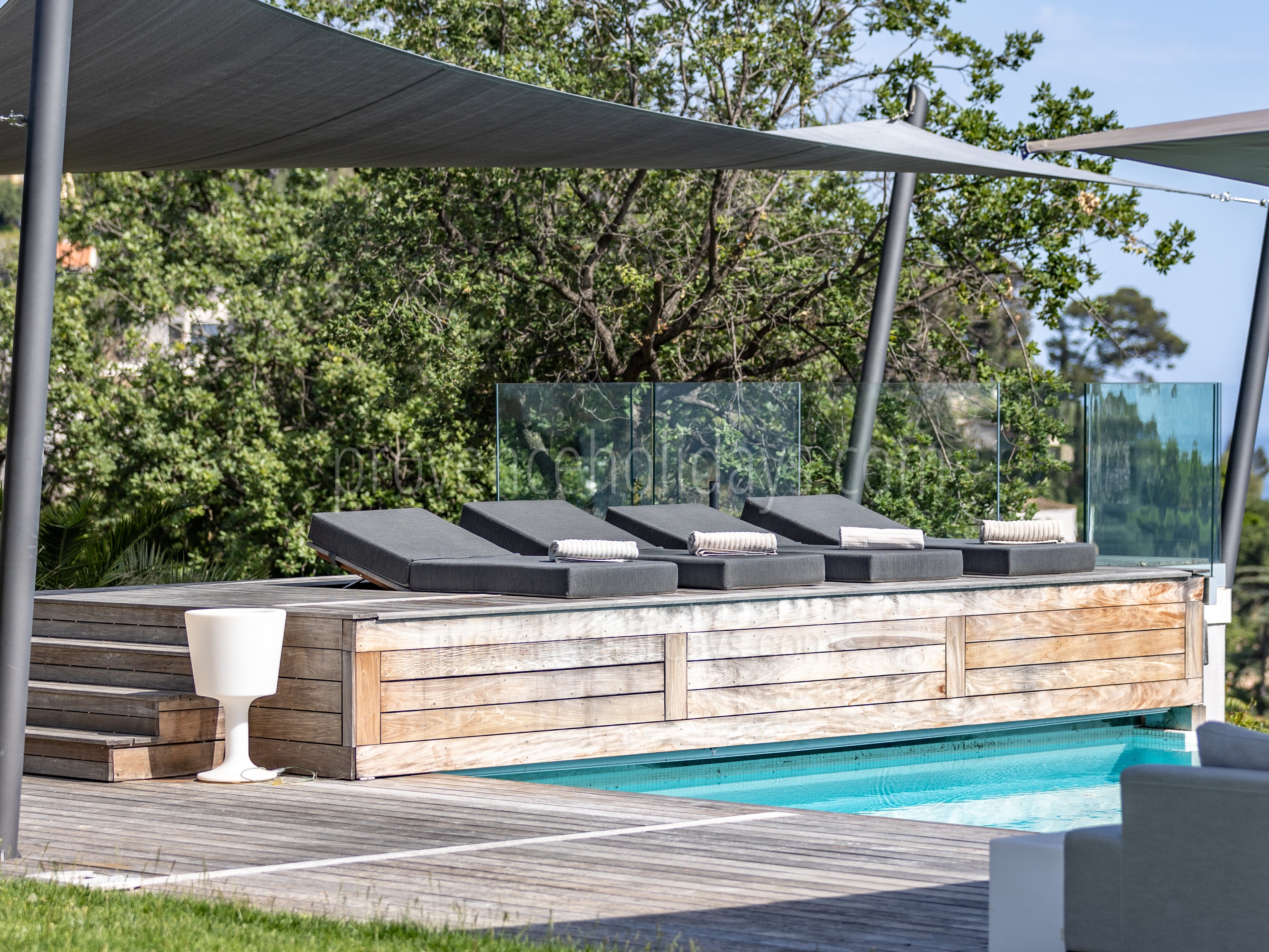 22 - Villa Toulon: Villa: Exterior