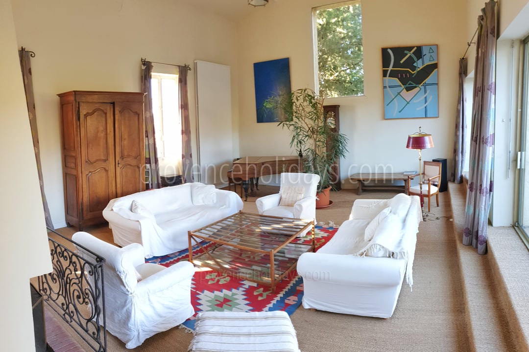 41 - Mas Lambesc: Villa: Interior
