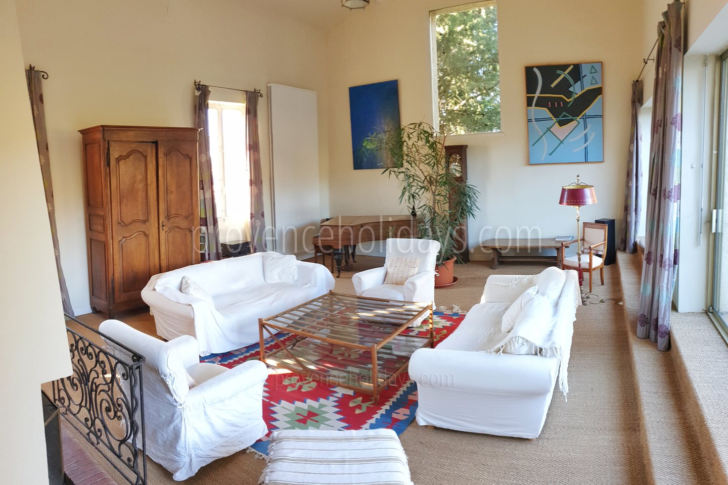 41 - Mas Lambesc: Villa: Interior