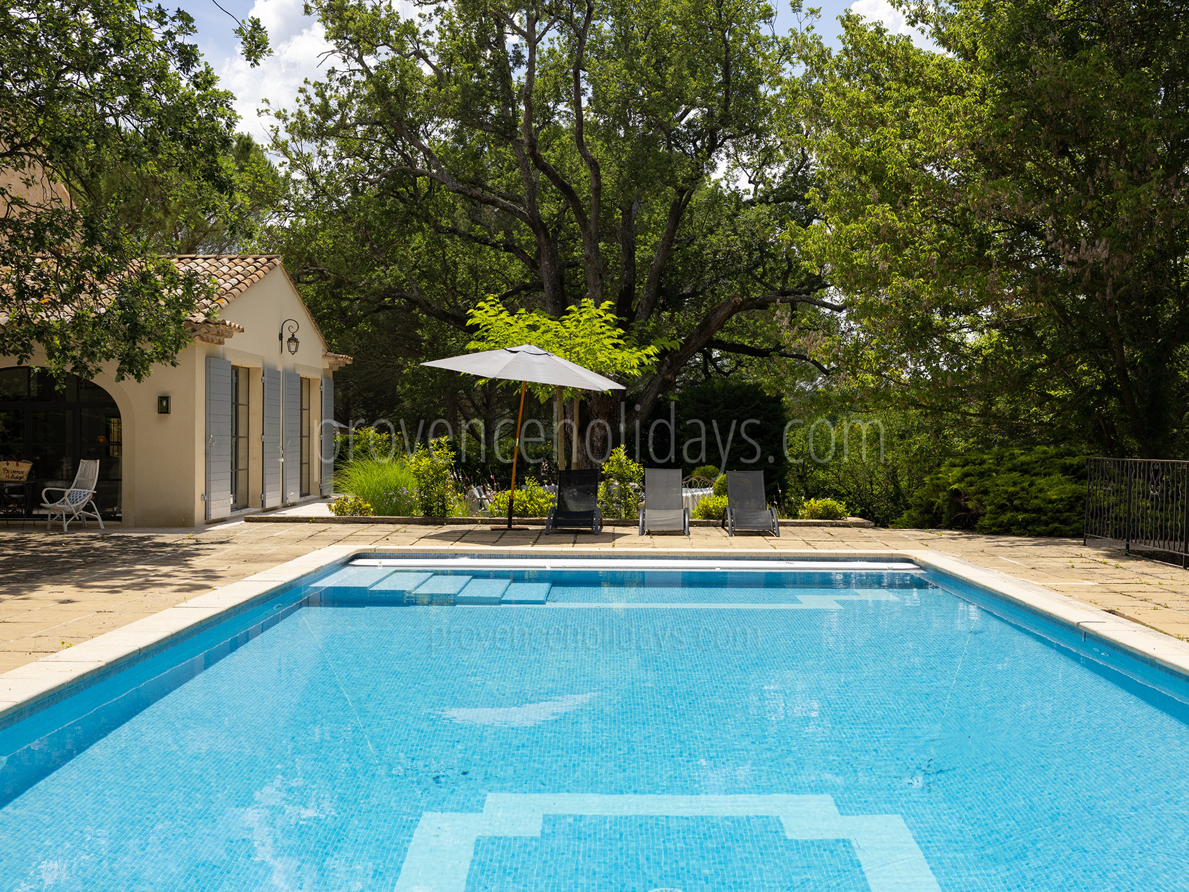 3 - Le Mas d\'Ansouis: Villa: Pool