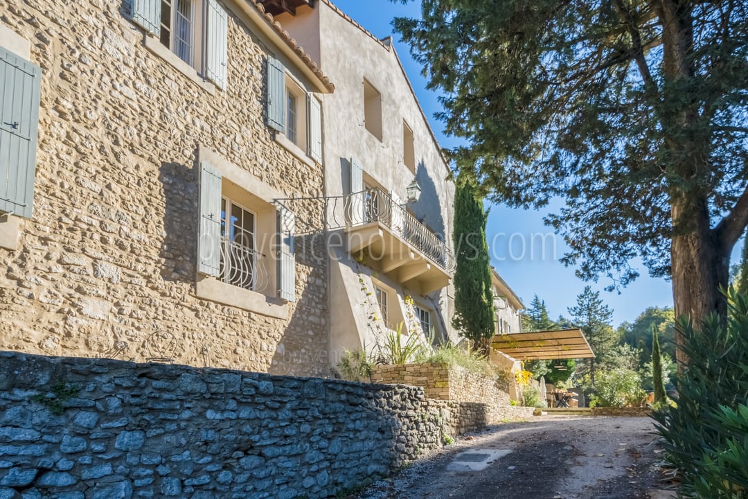 11 - Mas de Venasque: Villa: Exterior