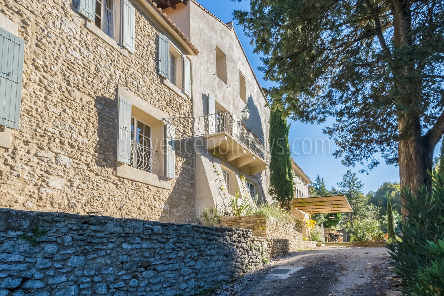 11 - Mas de Venasque: Villa: Exterior