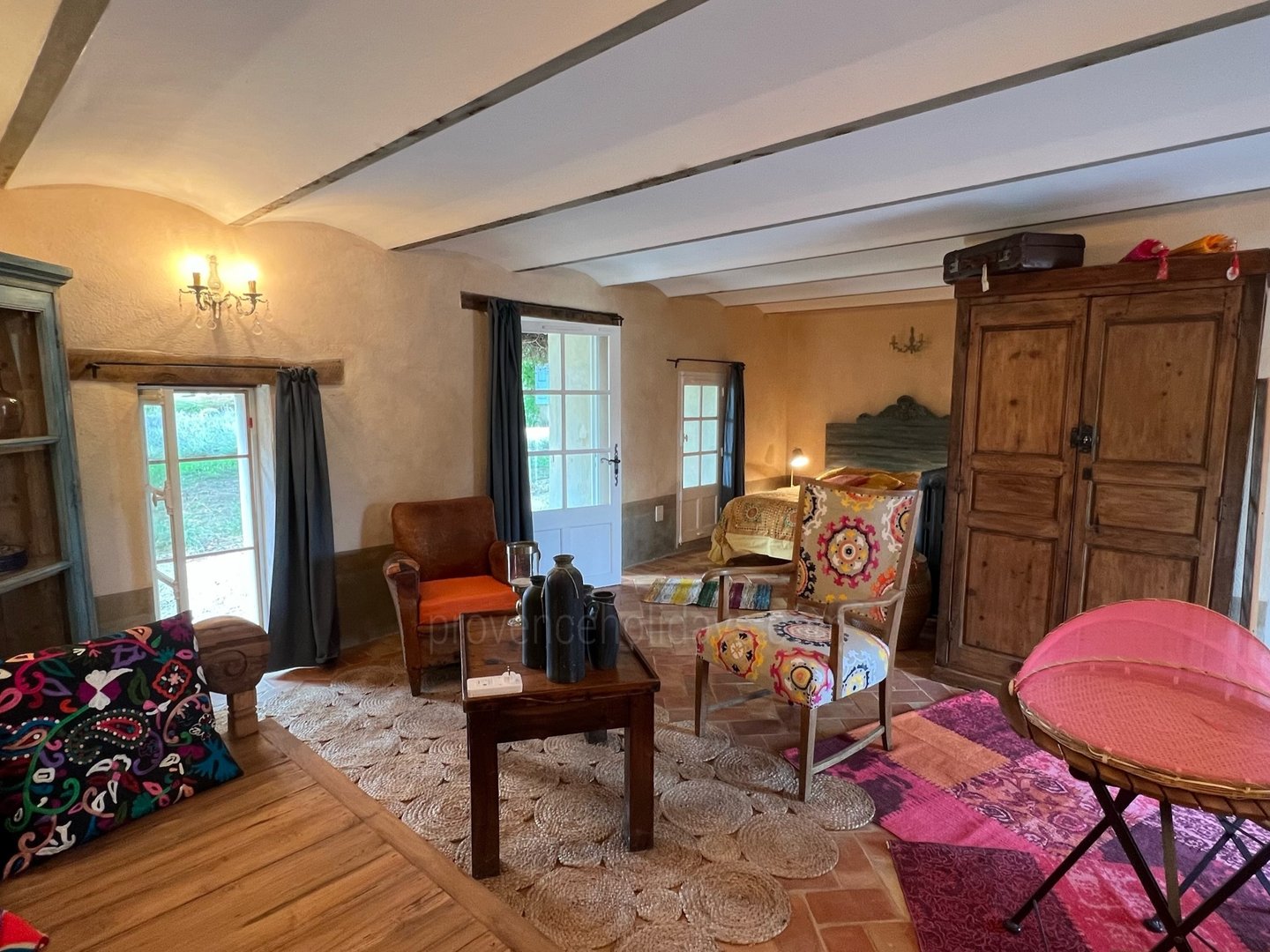 50 - Mas Pasquette: Villa: Interior