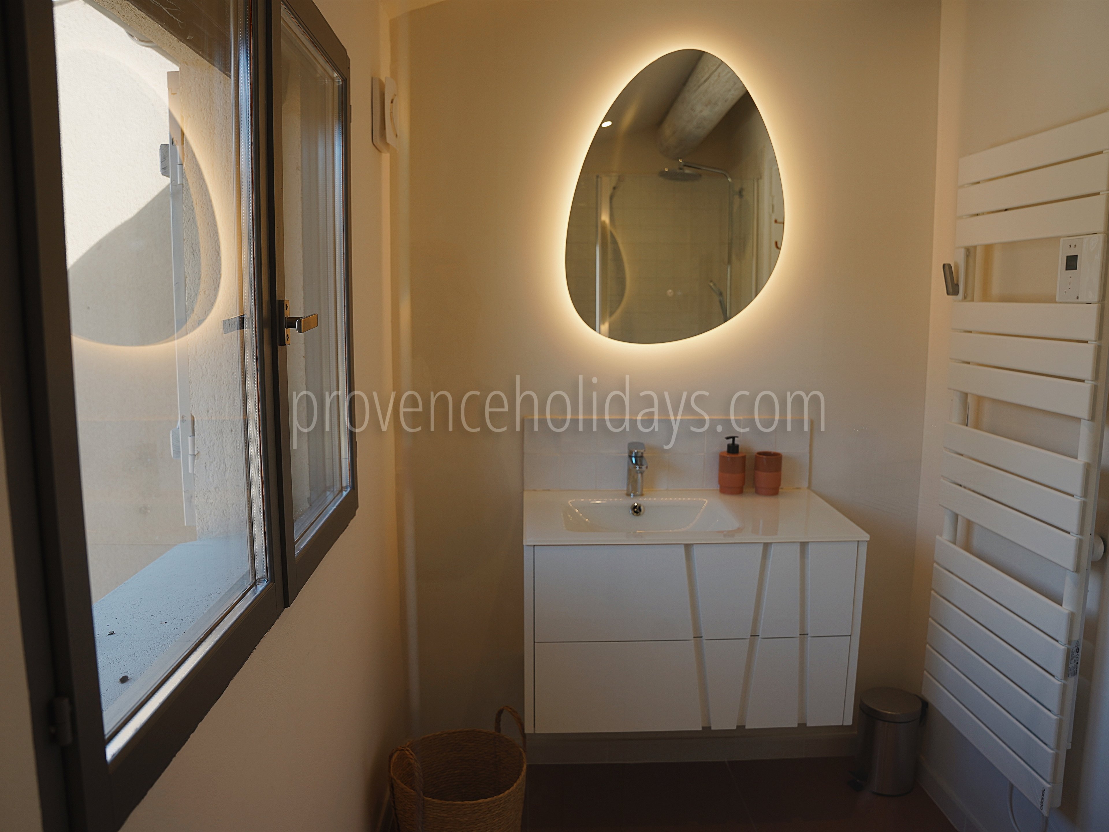 14 - Mas Trabail: Villa: Bathroom