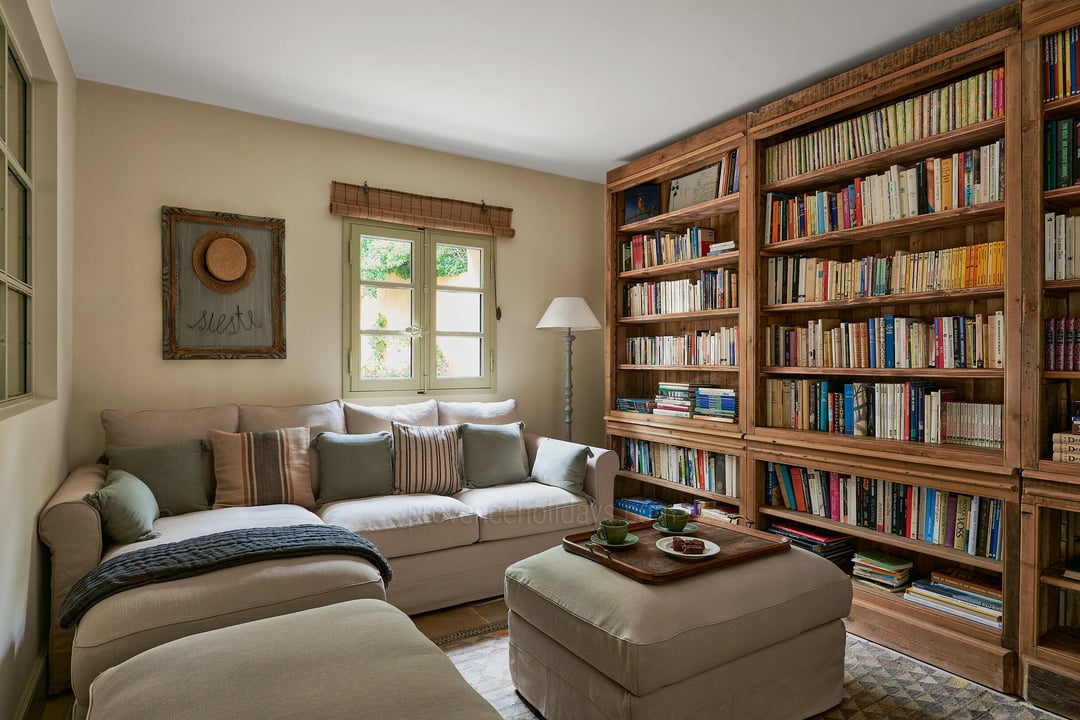11 - Bastide Harmonie: Villa: Interior