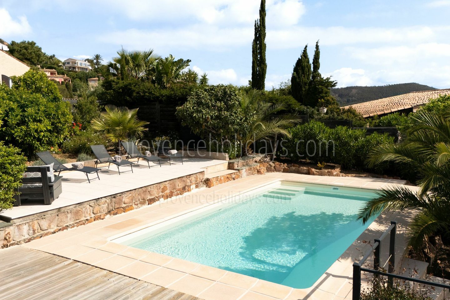 6 - Villa Trayas: Villa: Pool