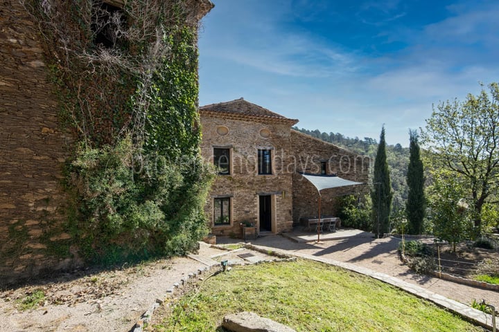 16 - Domaine en pierre à La Garde-Freinet: Villa: Exterior