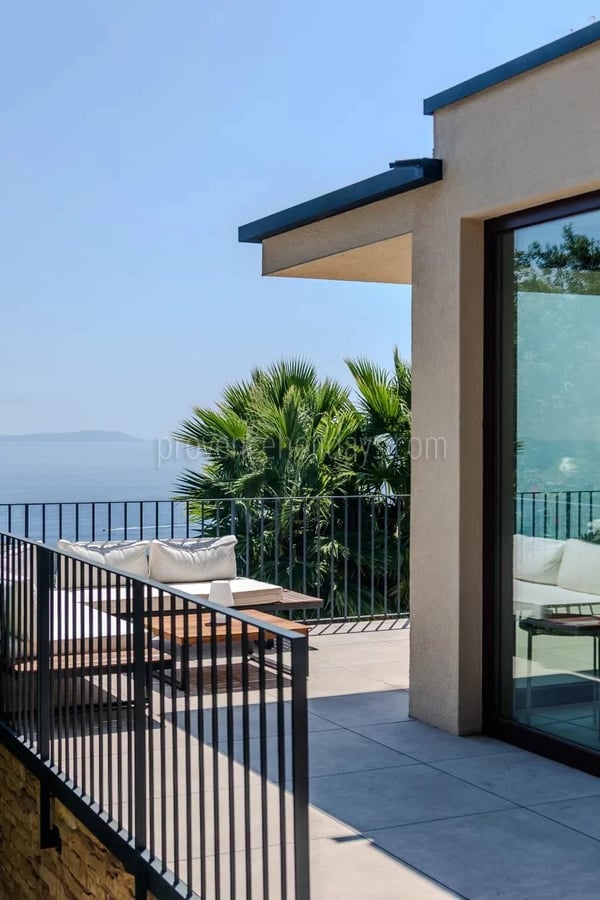 1 - Doppelvilla in Rayol-Canadel-sur-Mer: Villa: Exterior