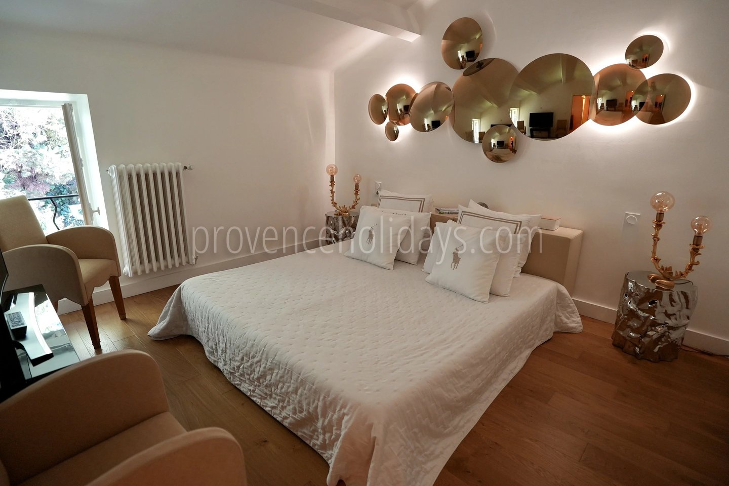 26 - Stone estate in Eygalières: Villa: Bedroom