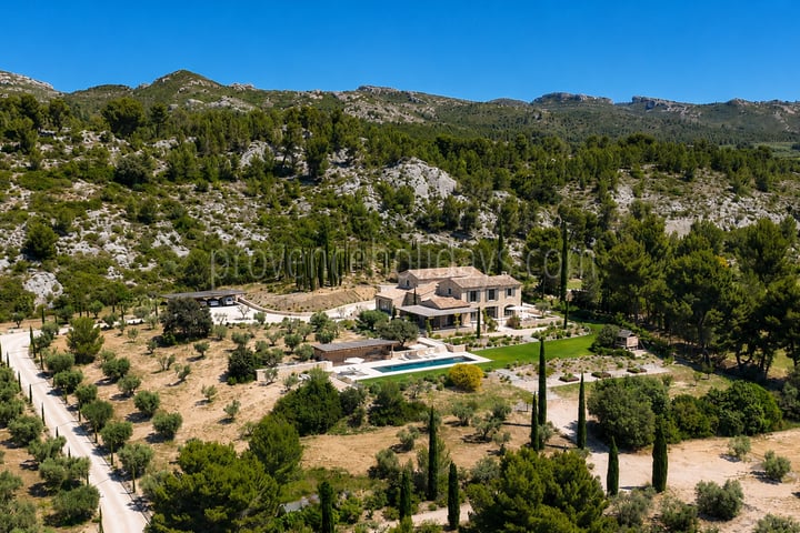 Luxury and serenity in the heart of Alpilles