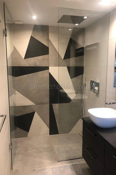 29 - Villa Blanche: Villa: Bathroom