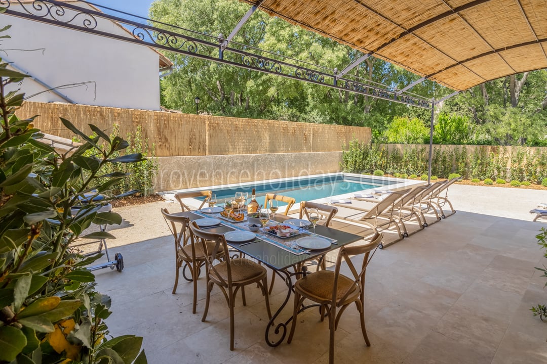 8 - Maison des Amandes: Villa: Exterior