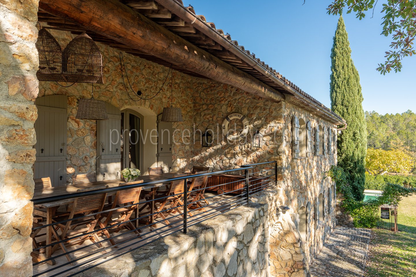 24 - Domaine Three Lakes: Villa: Exterior