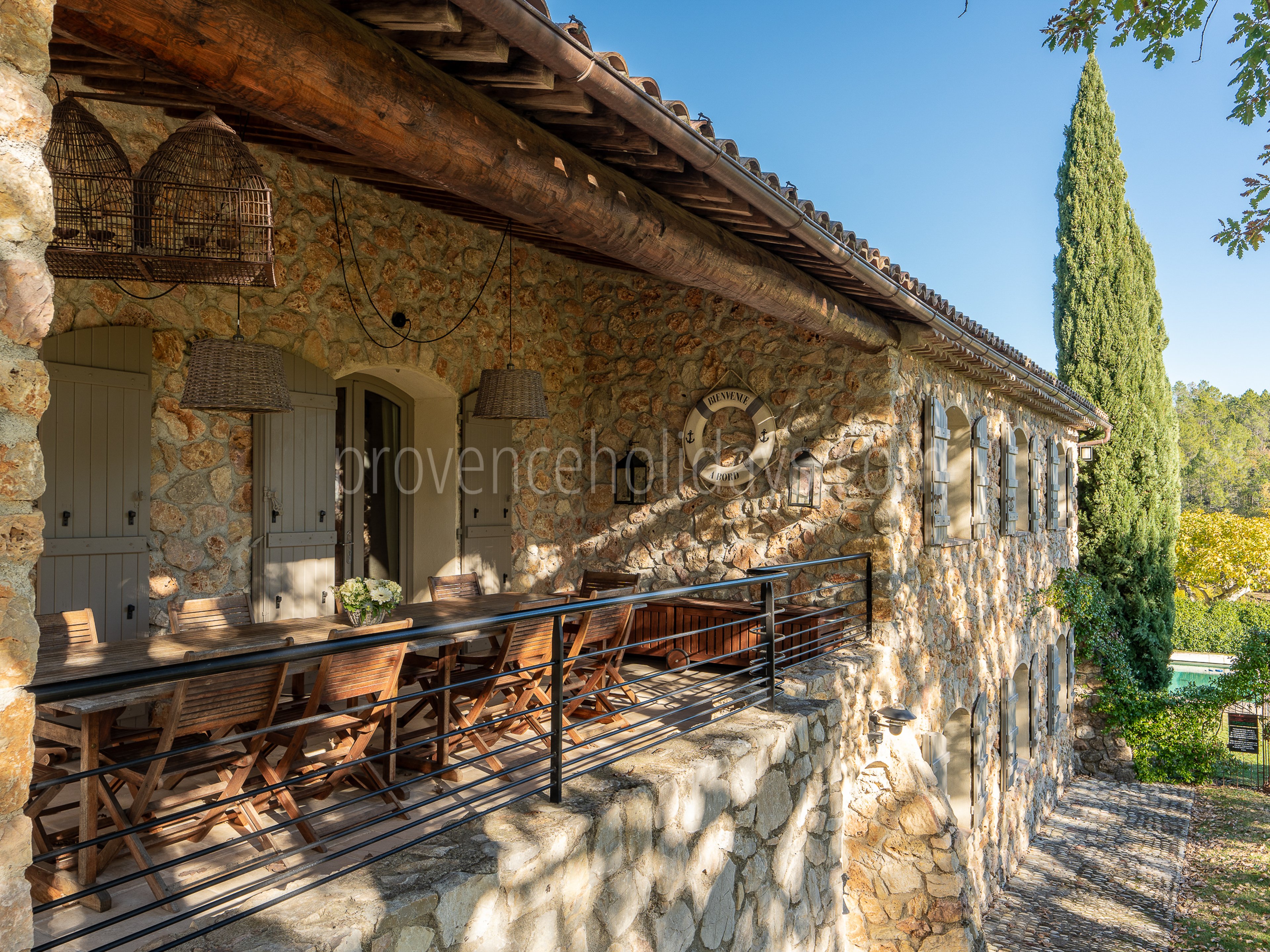 24 - Domaine Three Lakes: Villa: Exterior