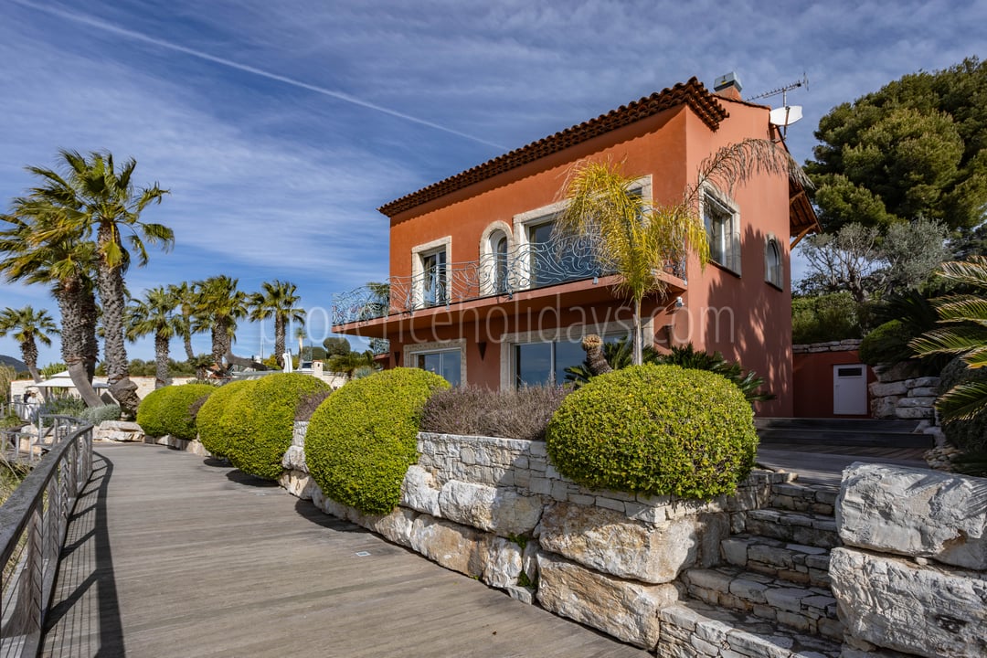 9 - Villa Élyane: Villa: Exterior