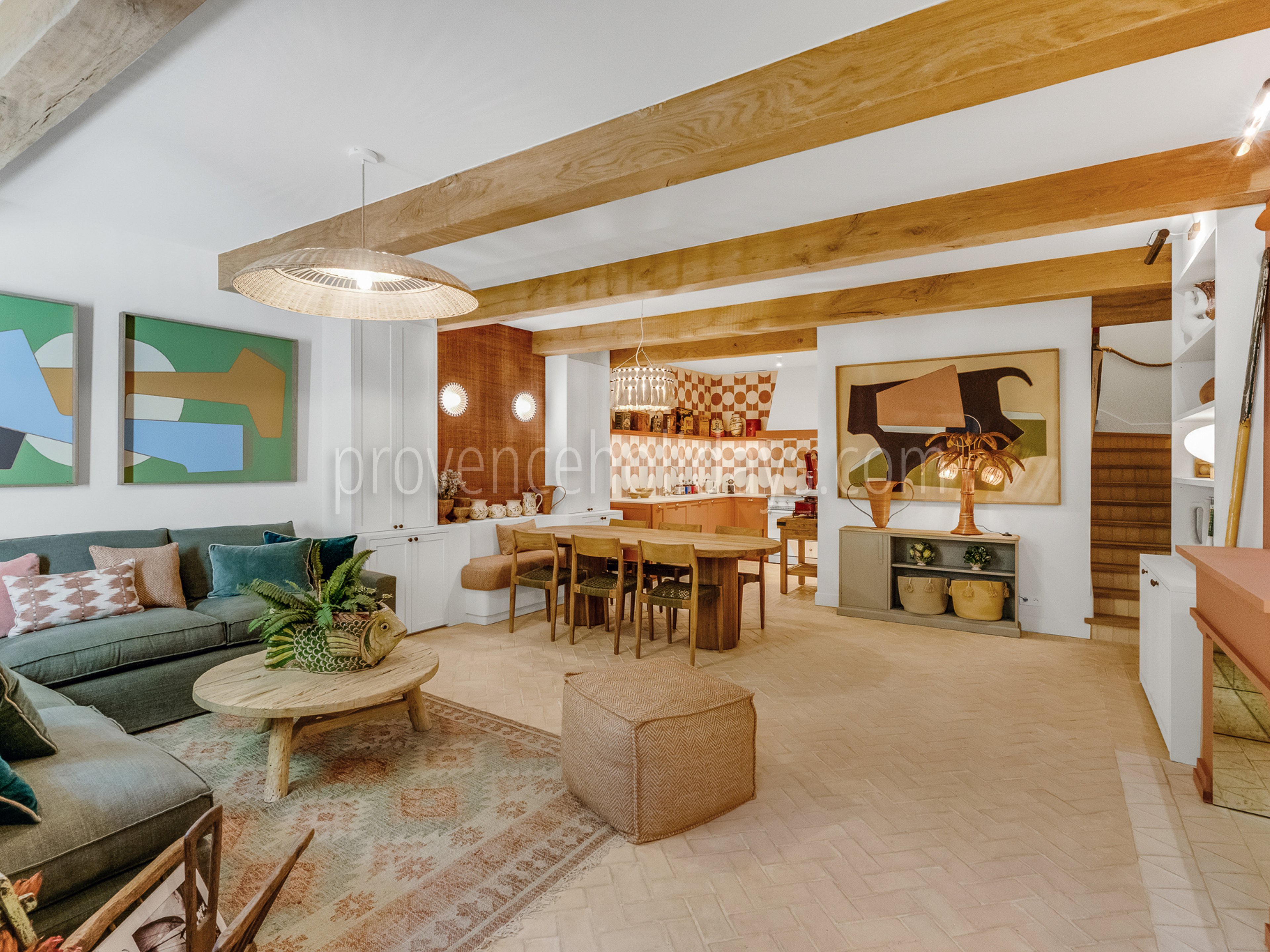 20 - La Tropézienne: Villa: Interior