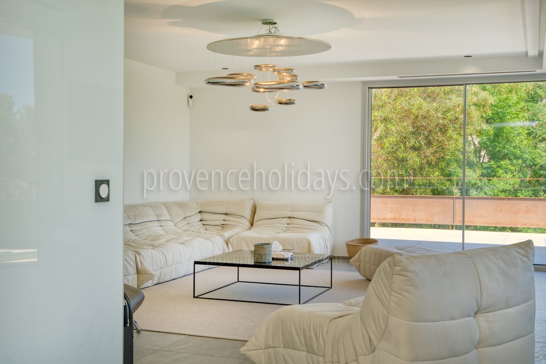 14 - Saphir de Mer: Villa: Interior