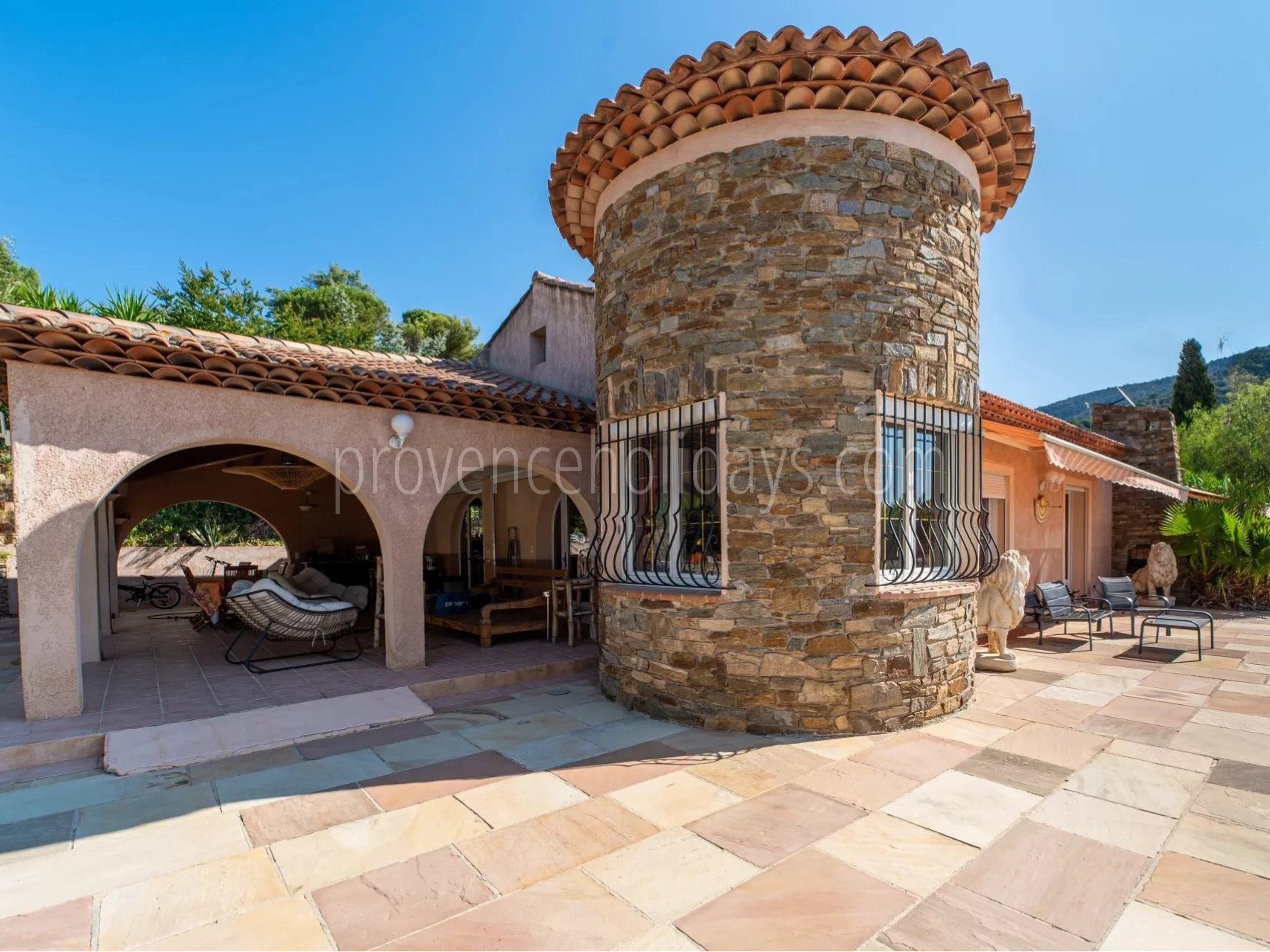 Villa with pool in Cap Bénat - 11