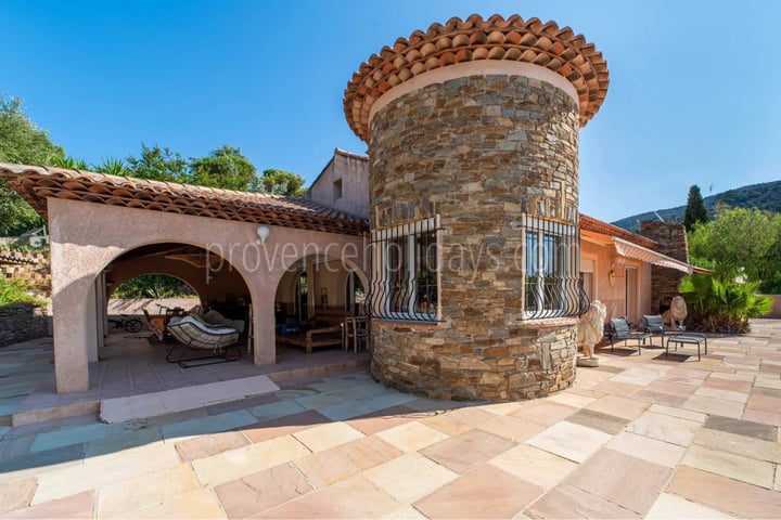 Villa with pool in Cap Bénat - 11