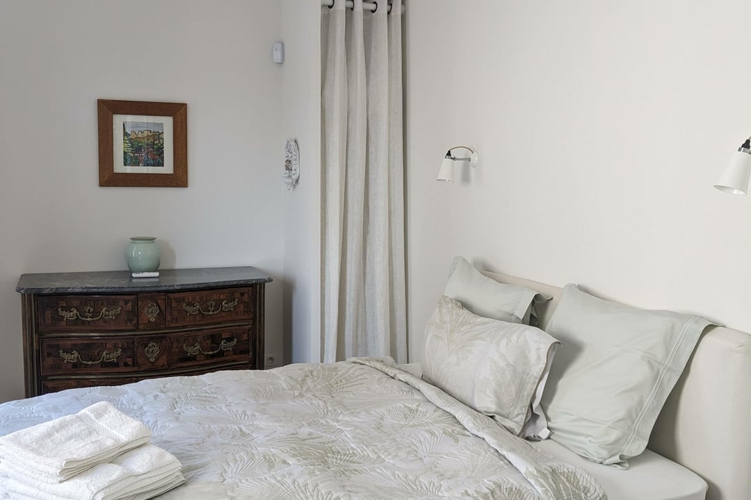 59 - Villa Cap d\'Antibes: Villa: Bedroom