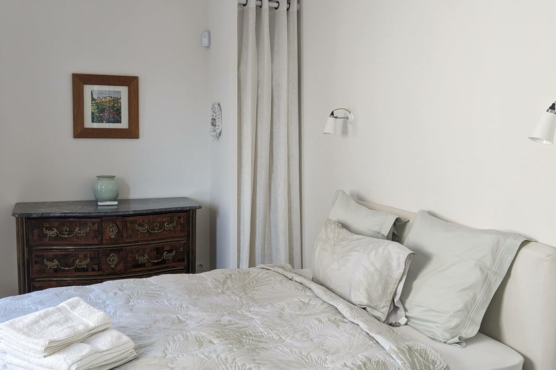 58 - Villa Cap d\'Antibes: Villa: Bedroom