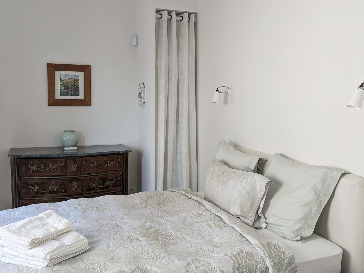 58 - Villa Cap d\'Antibes: Villa: Bedroom