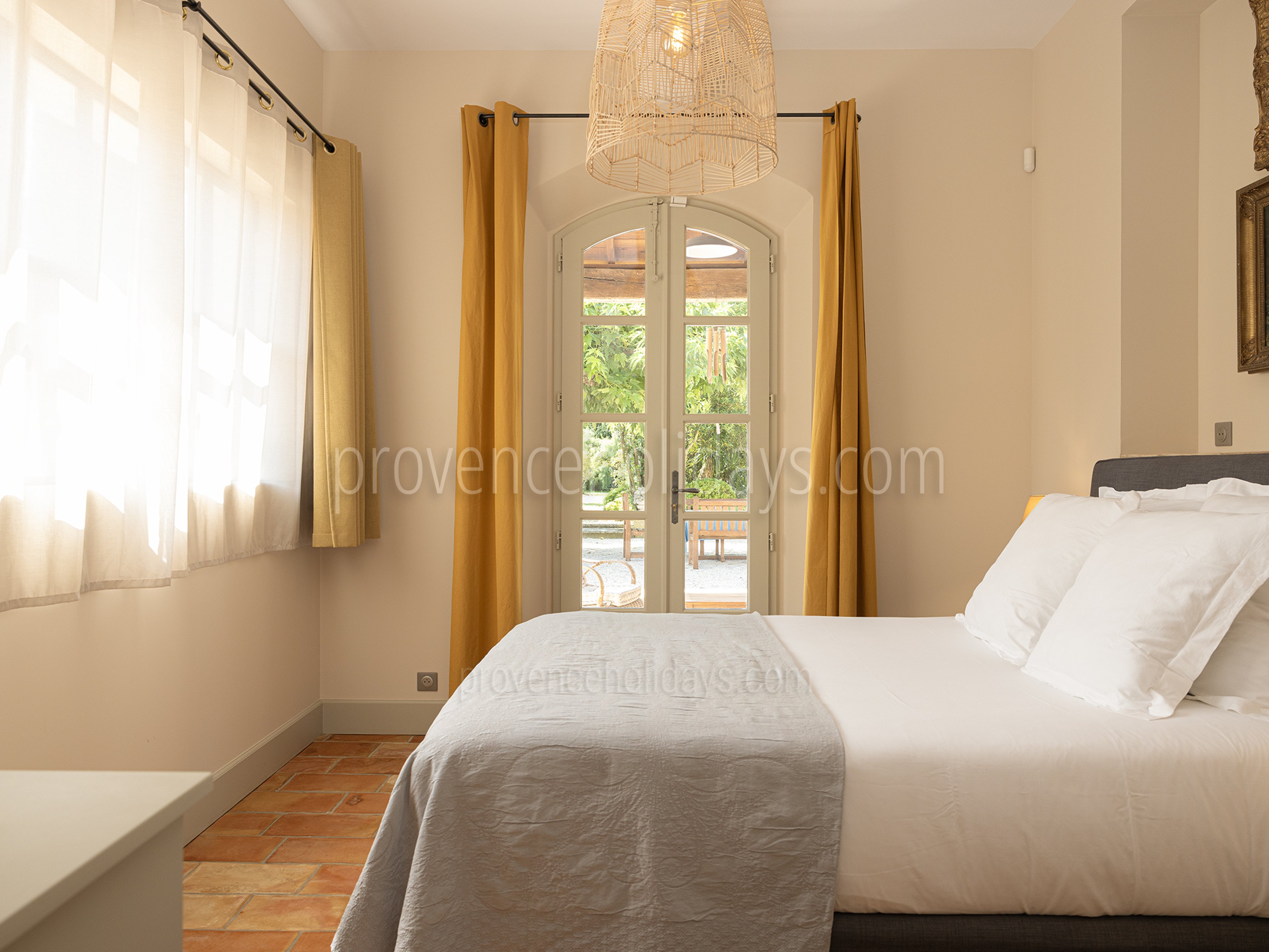 26 - Le Mas des Jardins: Villa: Bedroom