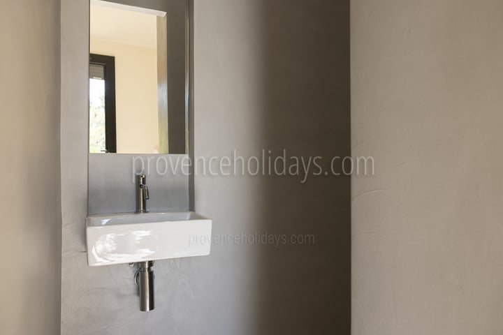 23 - Mas des Firmins: Villa: Bathroom