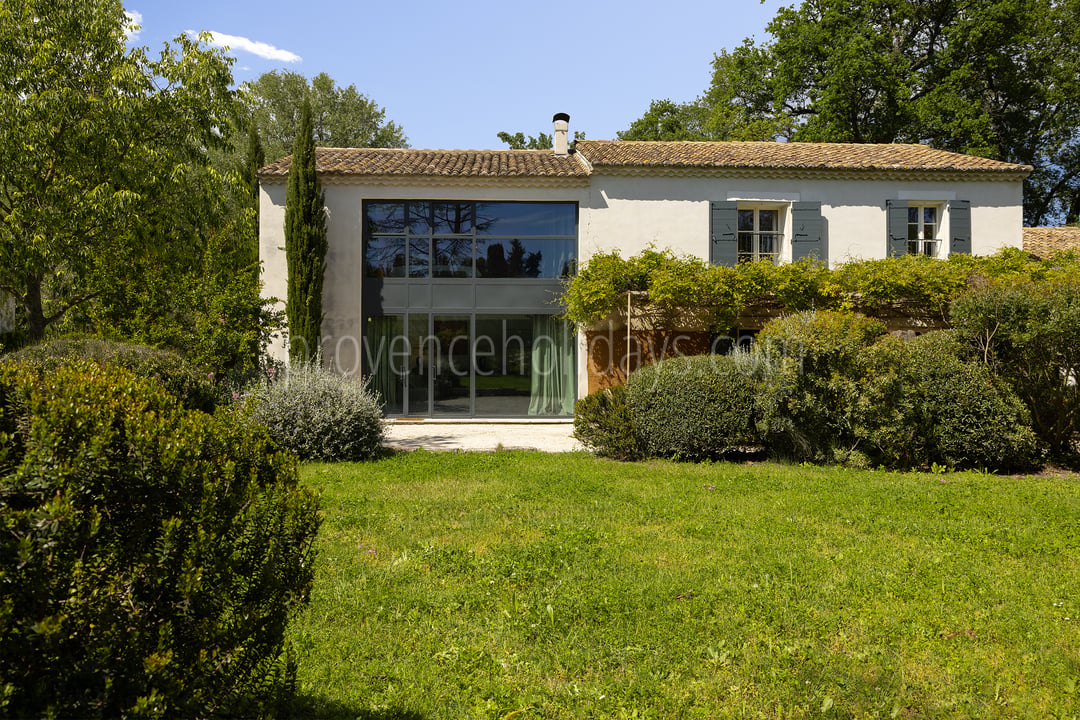 7 - Mas du Figuier: Villa: Exterior