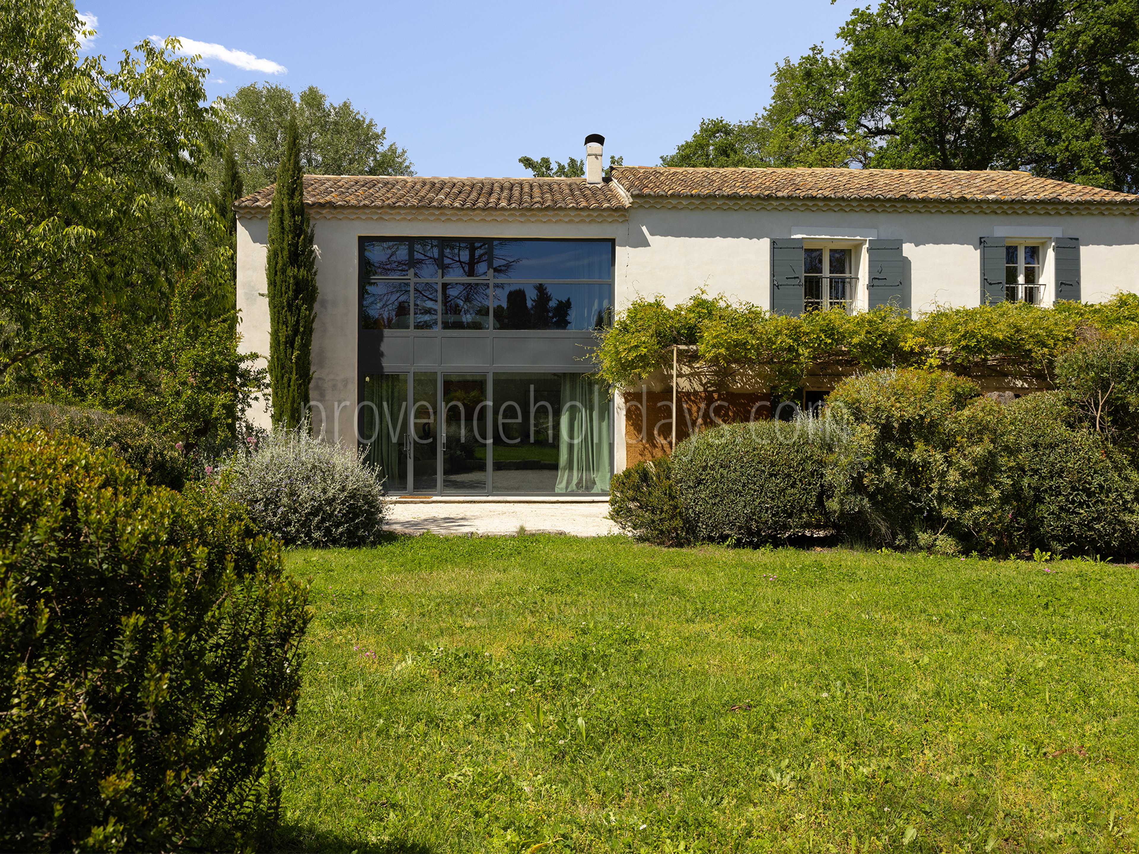 7 - Mas du Figuier: Villa: Exterior