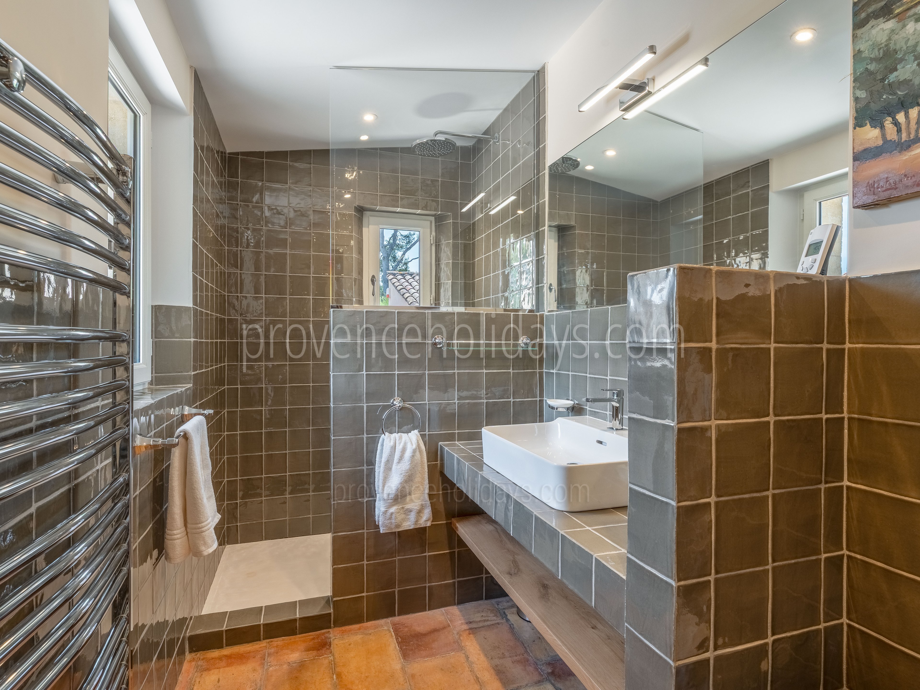 24 - Maison du Berger: Villa: Bathroom 1