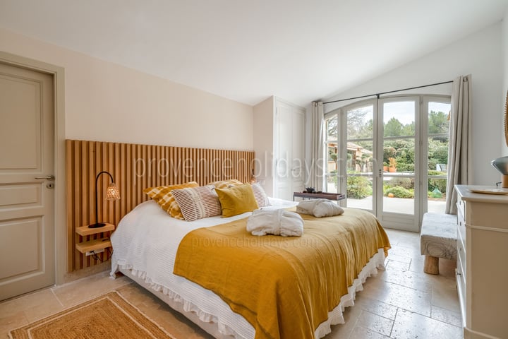 60 - Mas Aurelia: Villa: Bedroom
