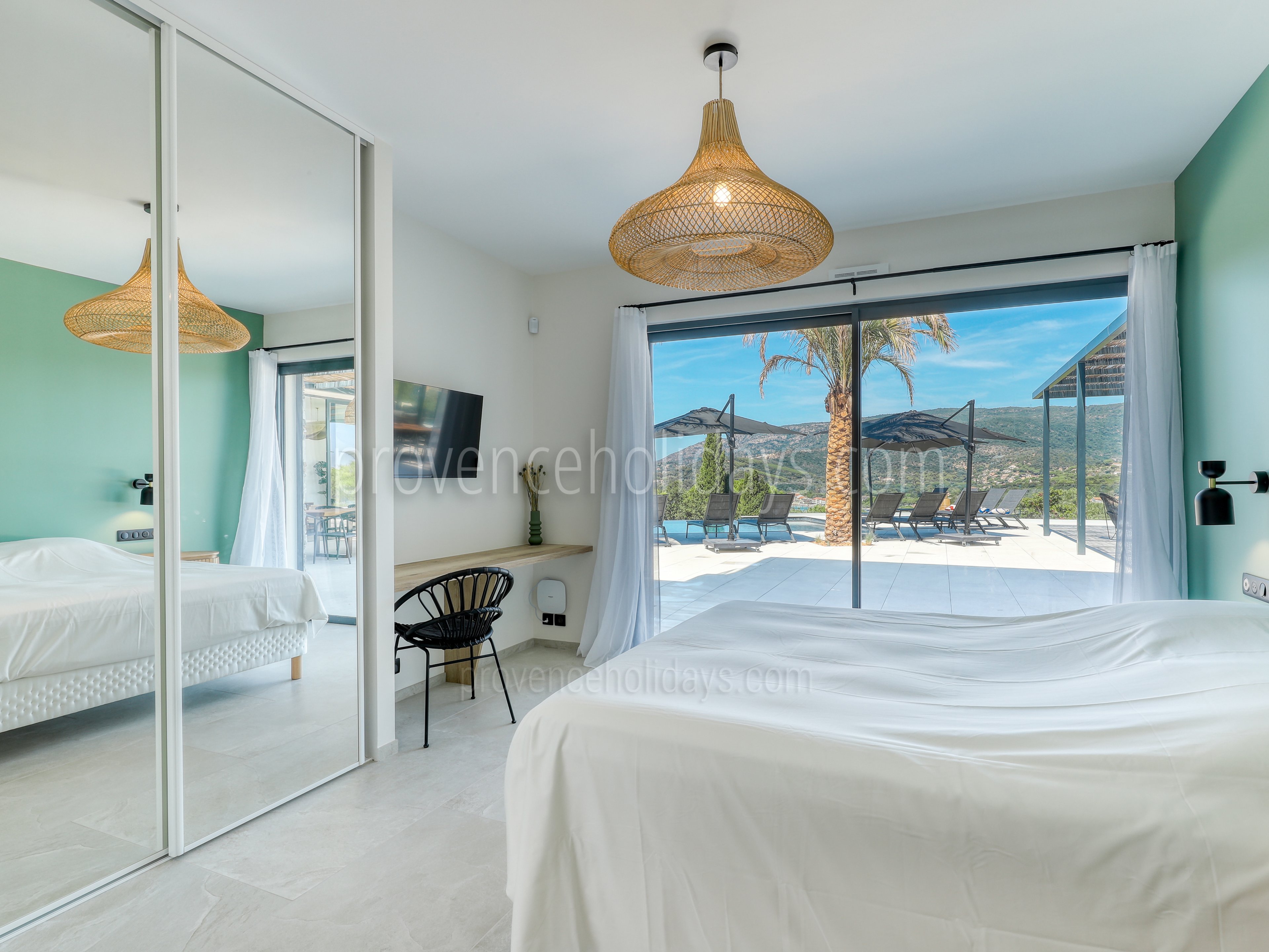 25 - Domaine de la Baie: Villa: Bedroom