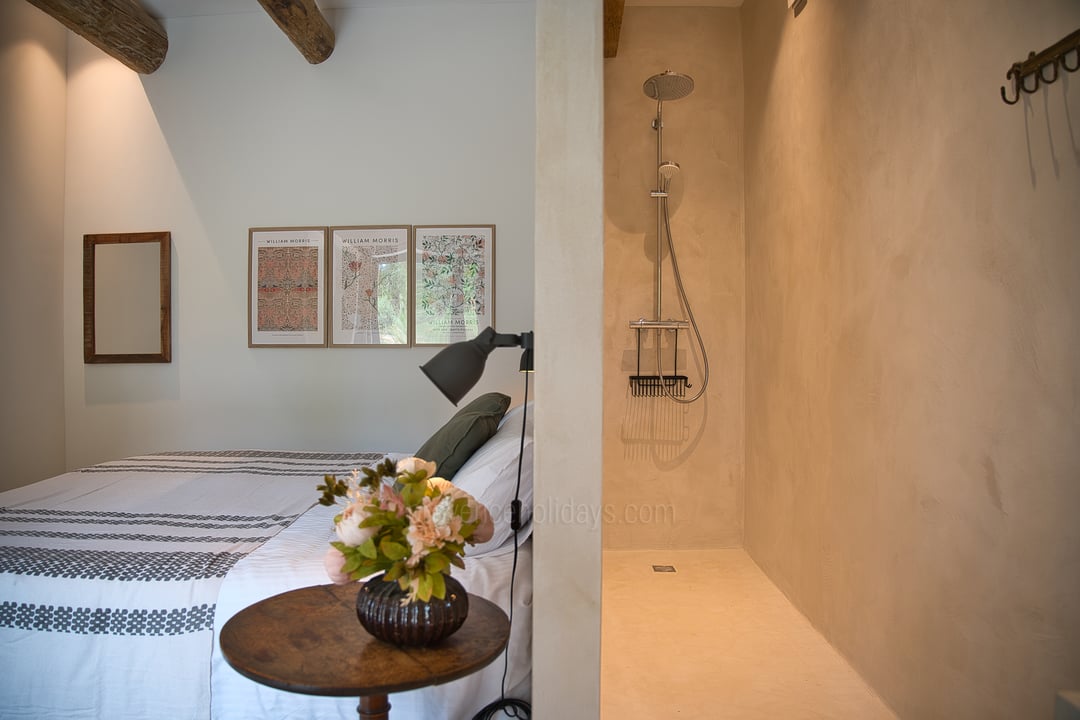 41 - Bastide du Lavoir: Villa: Bedroom