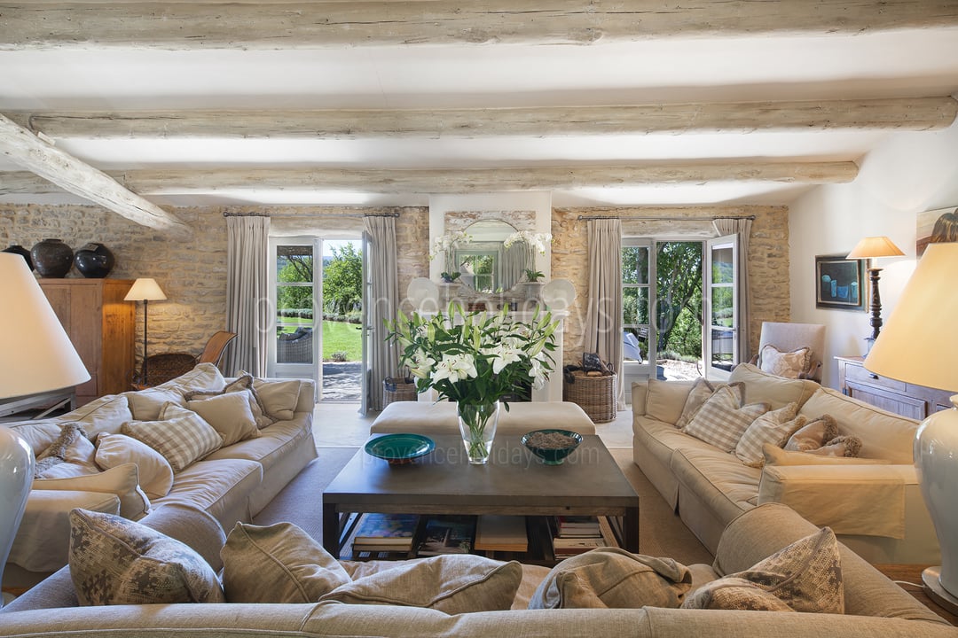 29 - Mas Goult: Villa: Interior
