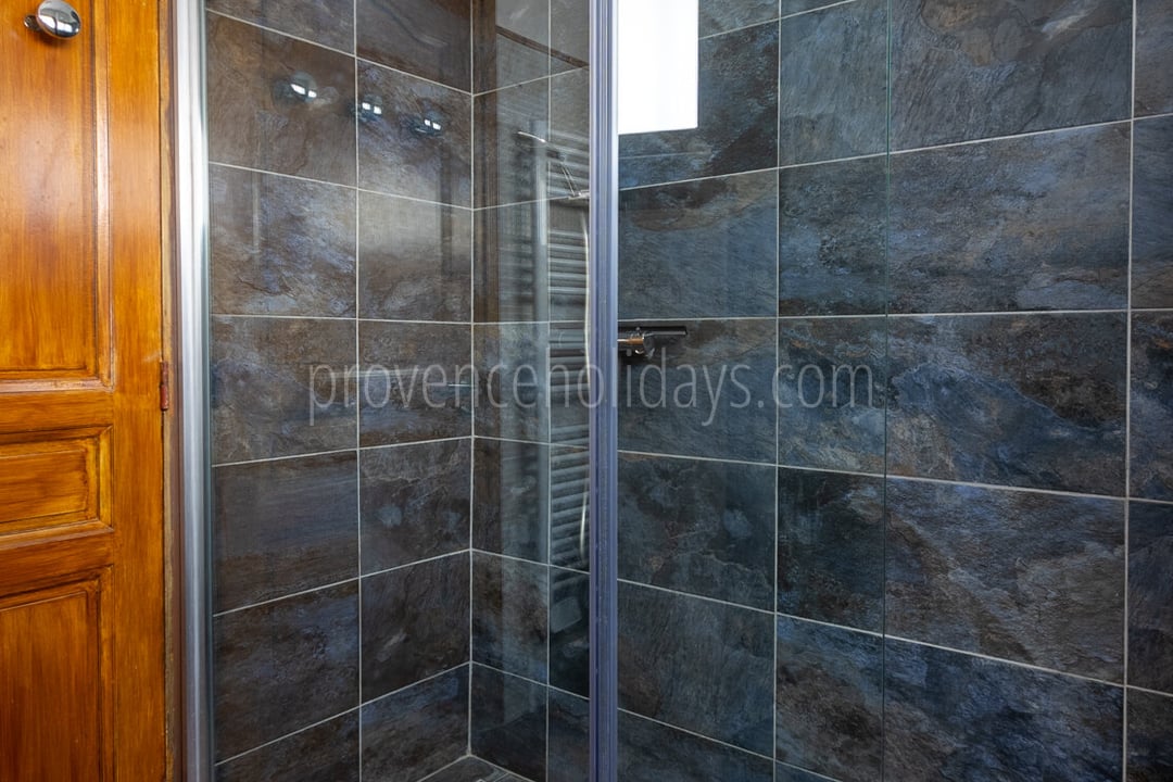 21 - Villa Azur: Villa: Bathroom