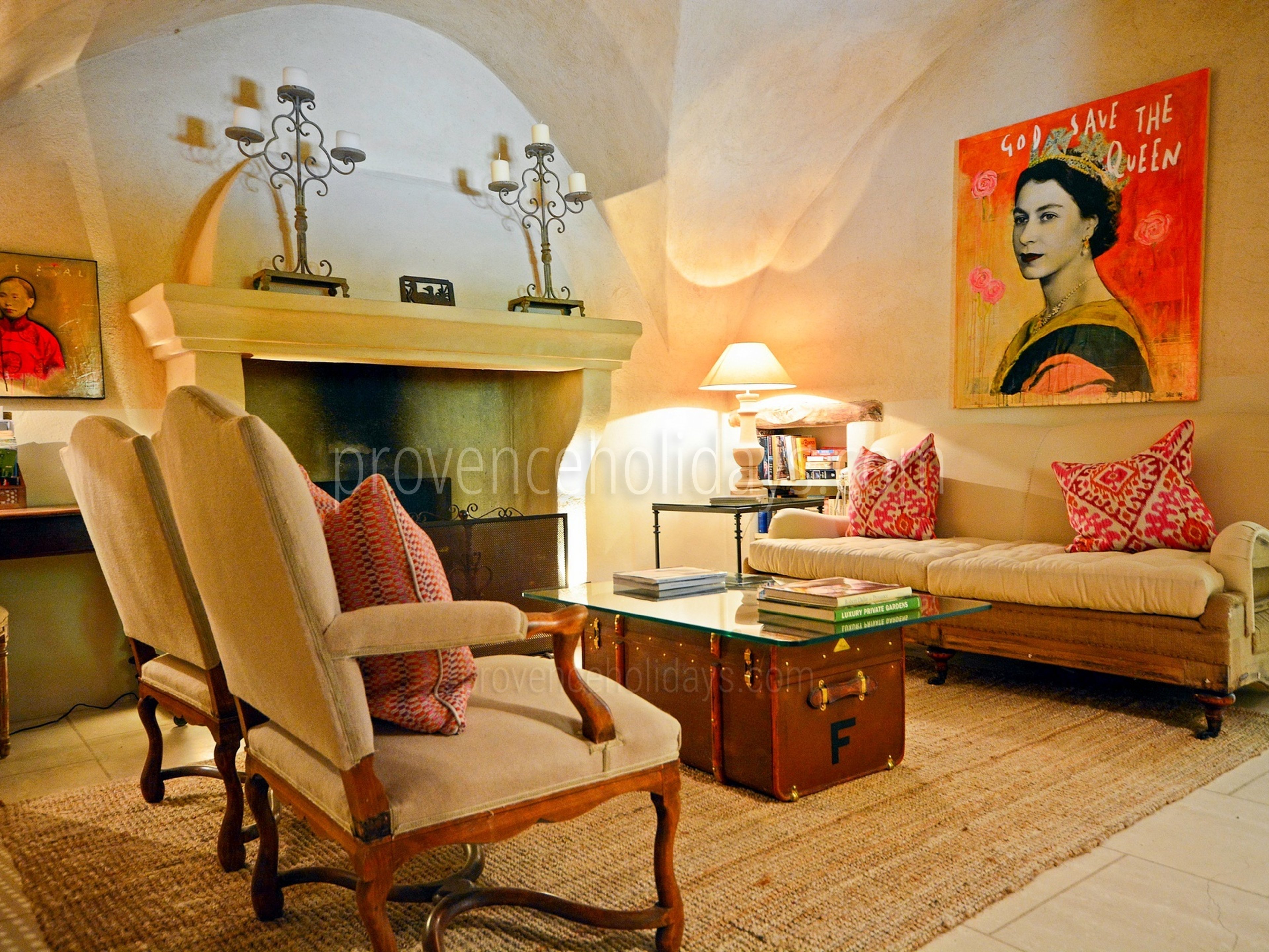 32 - Mas Goult: Villa: Interior
