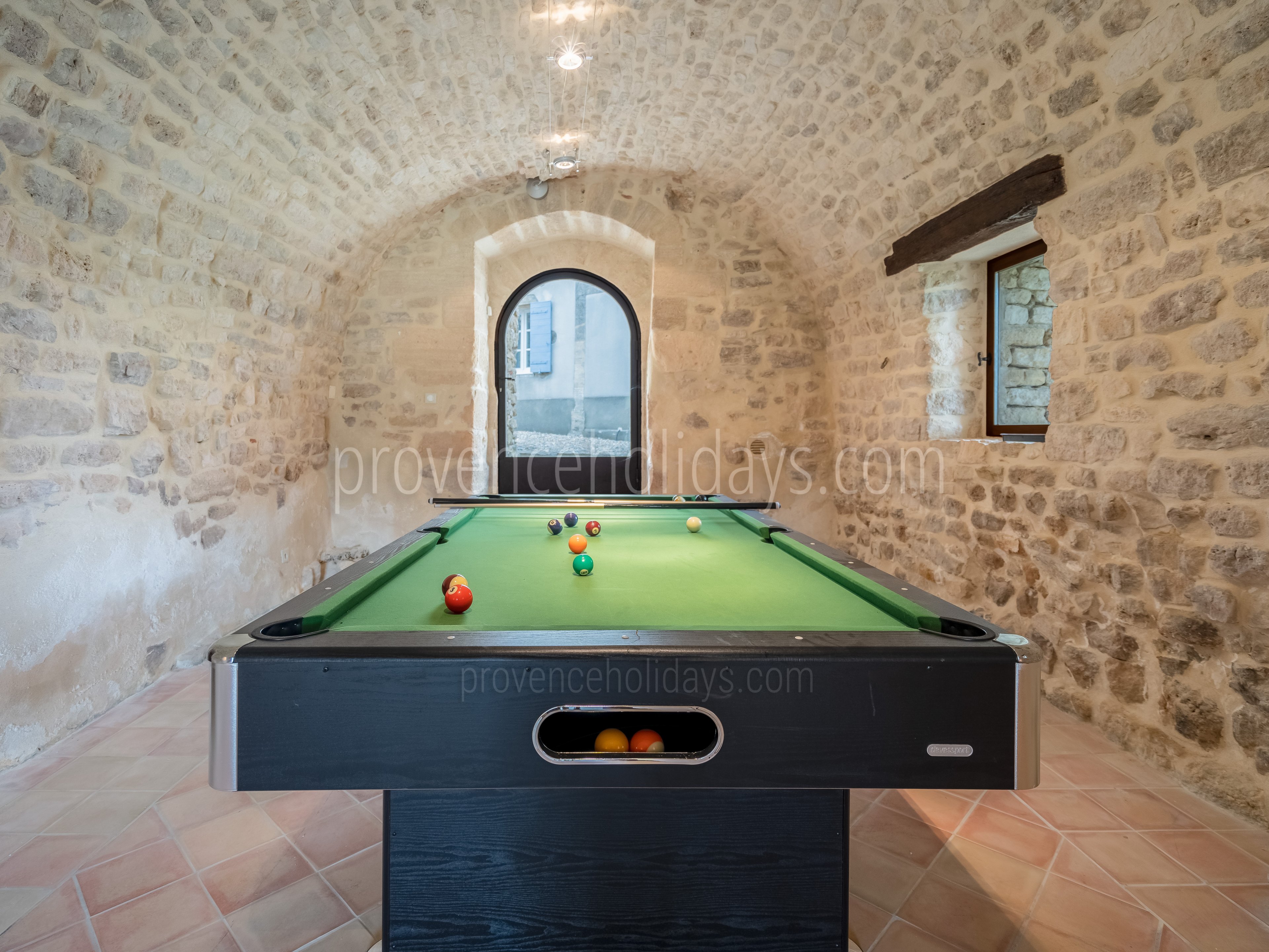 22 - Mas Cerisiers: Villa: Interior