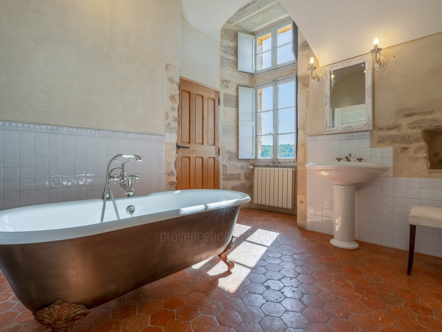 8 - Château de la Roque: Villa: Bathroom
