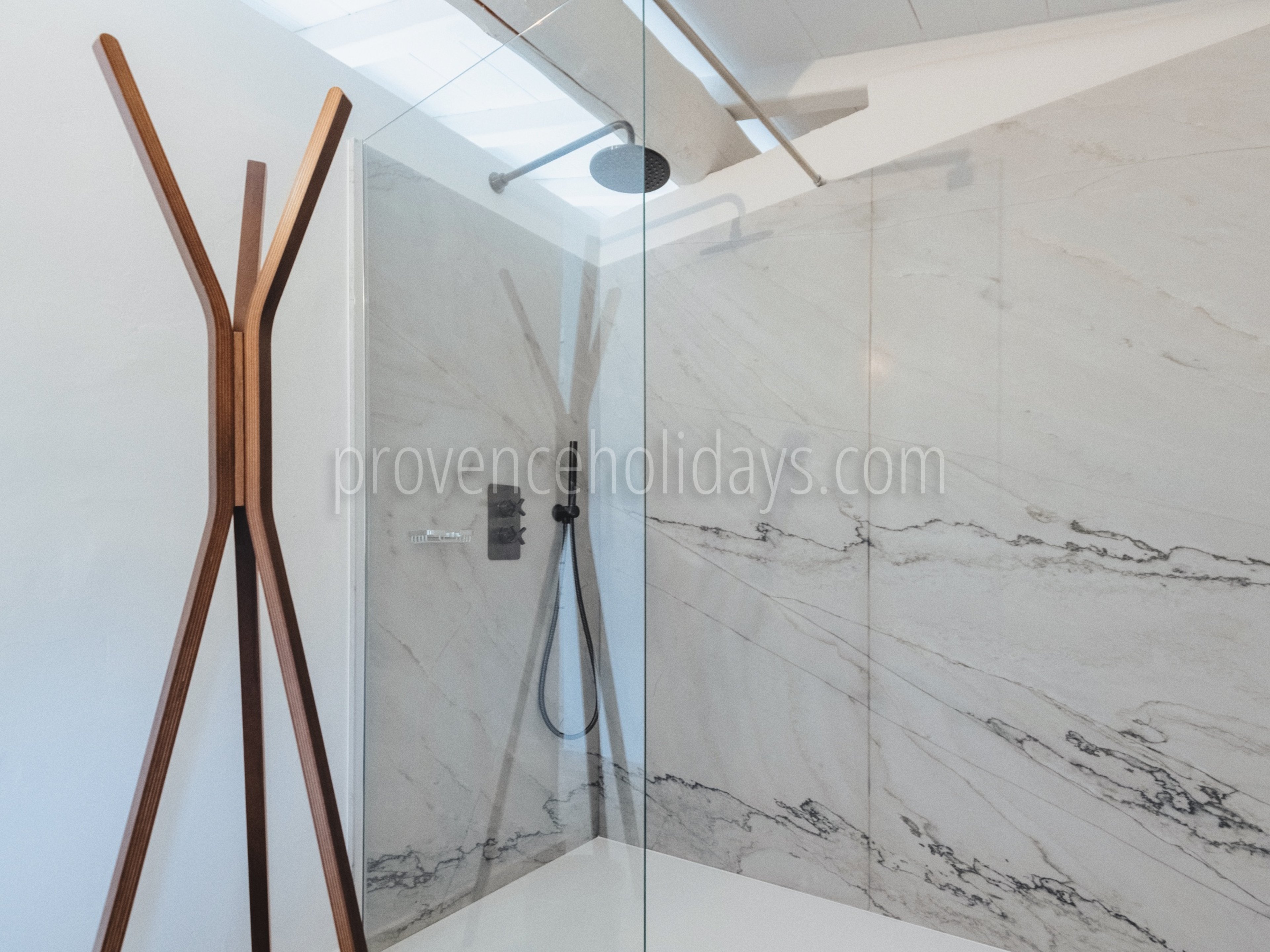 71 - Mas Calisson: Villa: Bathroom
