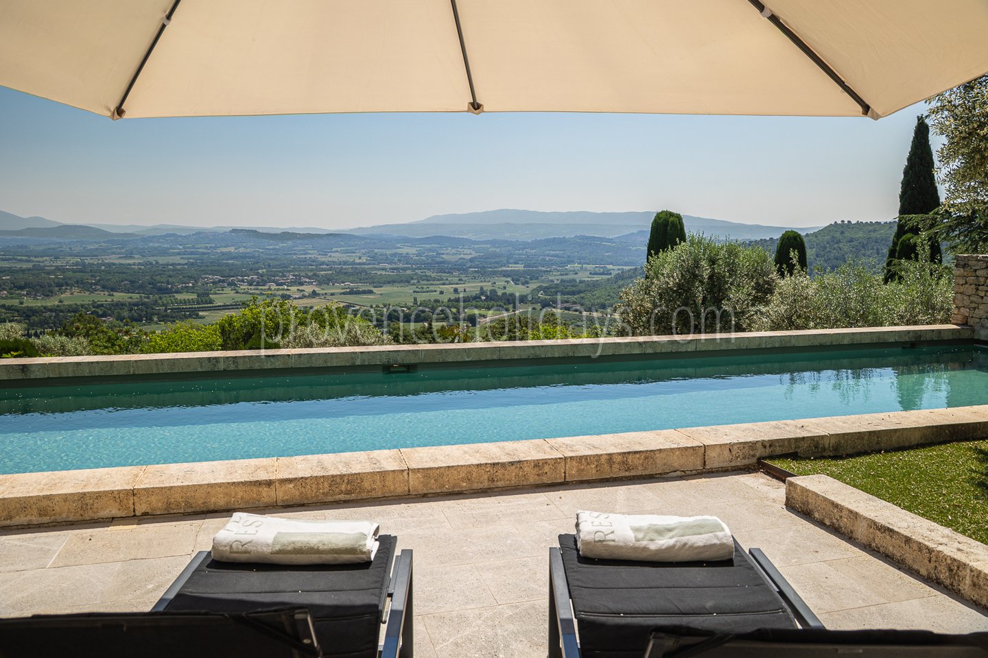 38 - Villa Alta Provence: Villa: Pool