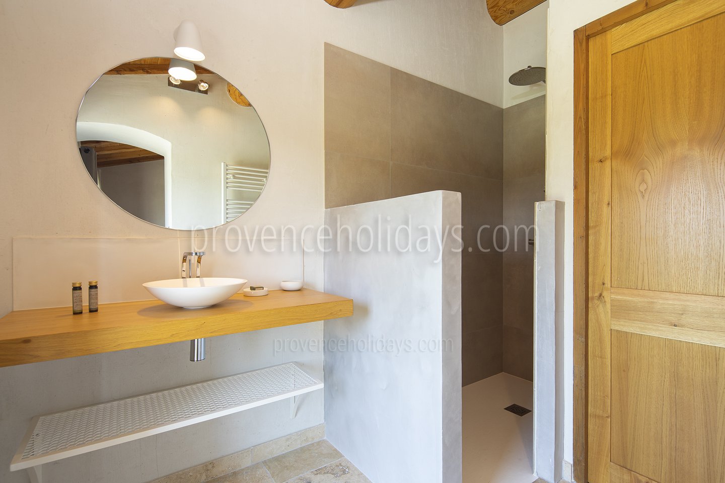 26 - Mas des Thyms: Villa: Bathroom