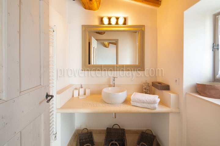 22 - Maison Eyguières: Villa: Bathroom